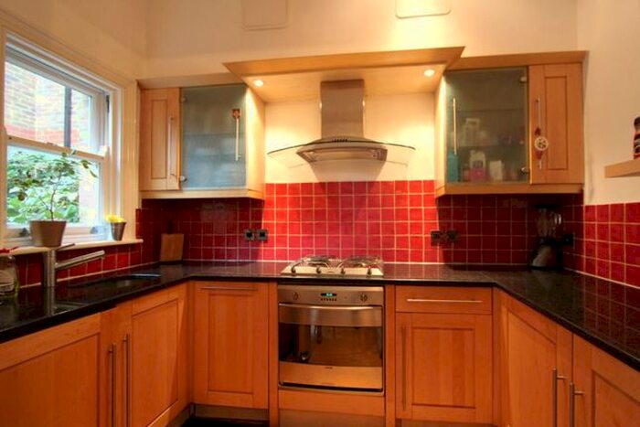 1 Bedroom Flat To Rent In North Common Road, London, W5