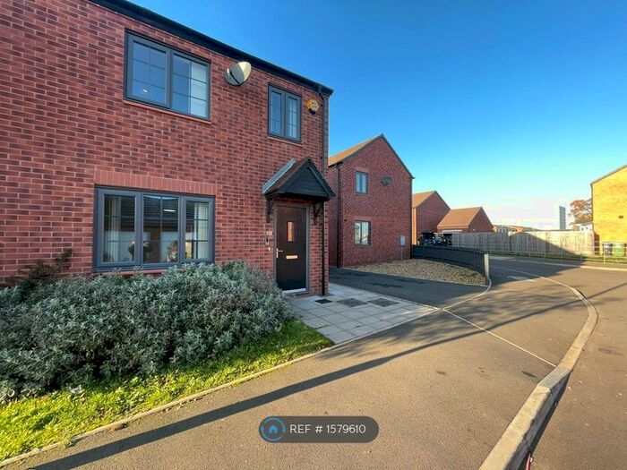 3 Bedroom Terraced House To Rent In Celandine Close, Fordbridge, Birmingham, B37