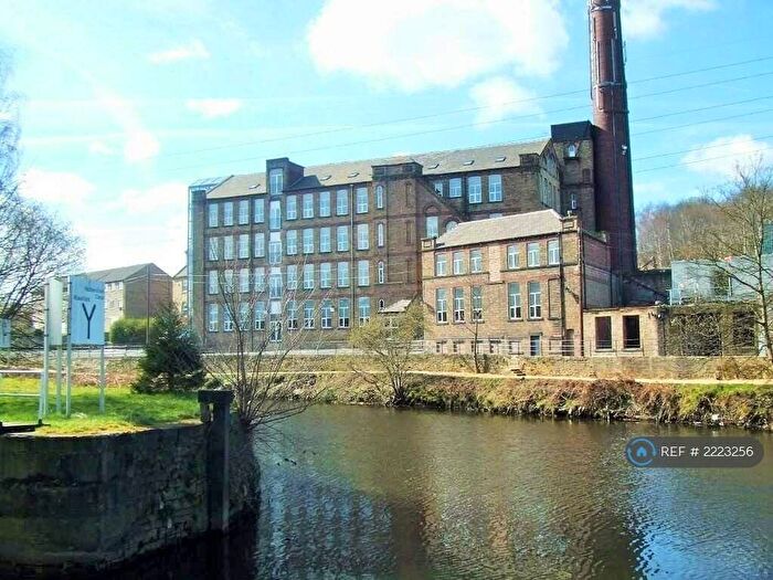 1 Bedroom Flat To Rent In Fearnly Mill, Huddersfield, HD5