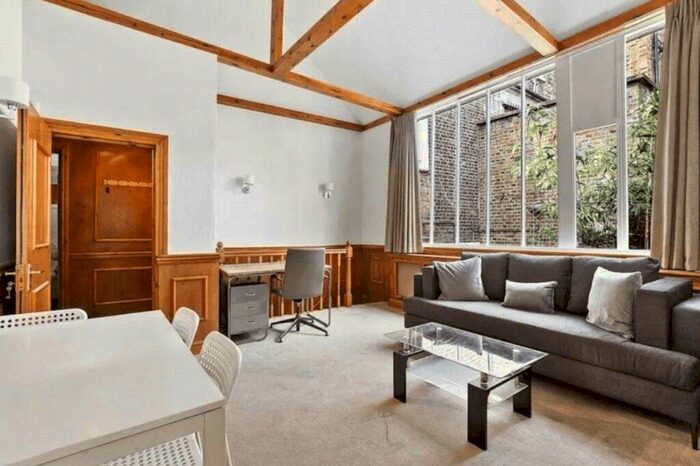 1 Bedroom Apartment To Rent In Finchley Road, St Johns Wood, London, NW8