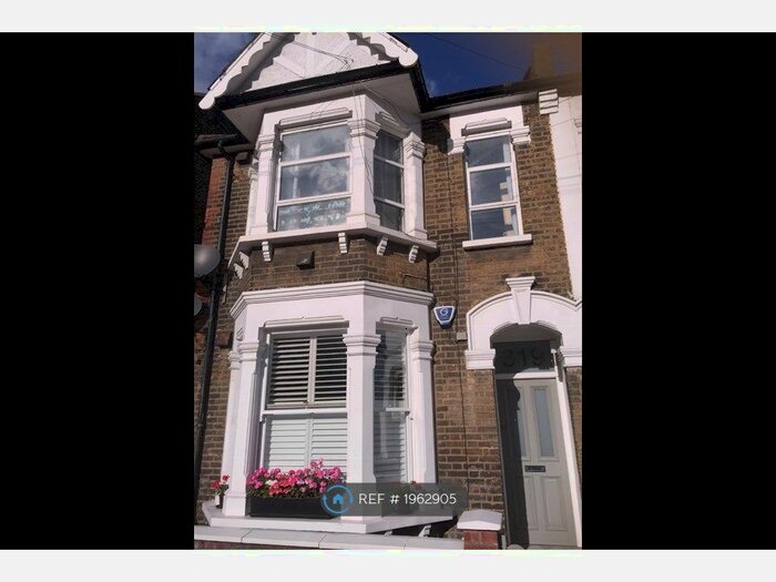 2 Bedroom Terraced House To Rent In Newham Way, London, E16