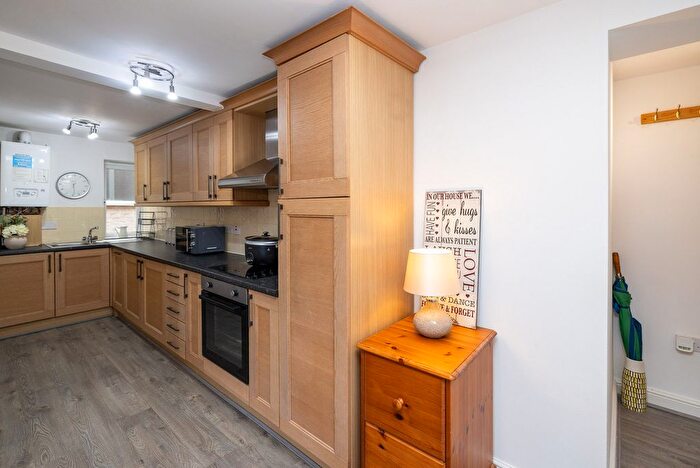 1 Bedroom Flat For Sale In Croft Court, Barley Croft Lane, Dinnington, Sheffield, S25