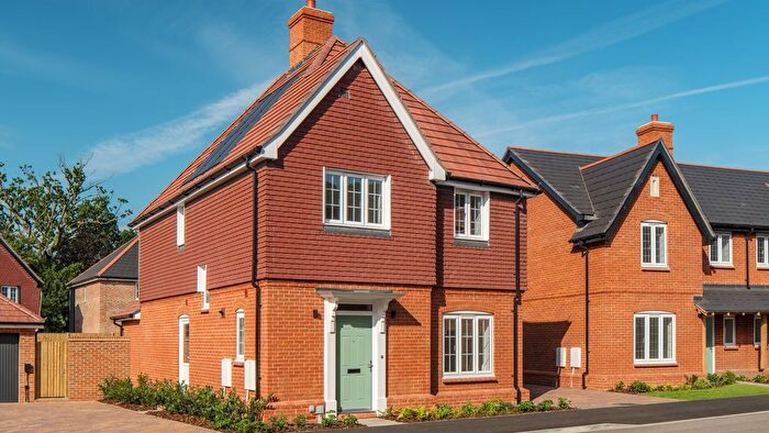 4 Bedroom Link Detached House For Sale In "Laurel" At Station Road, Sandleheath, Fordingbridge, SP6
