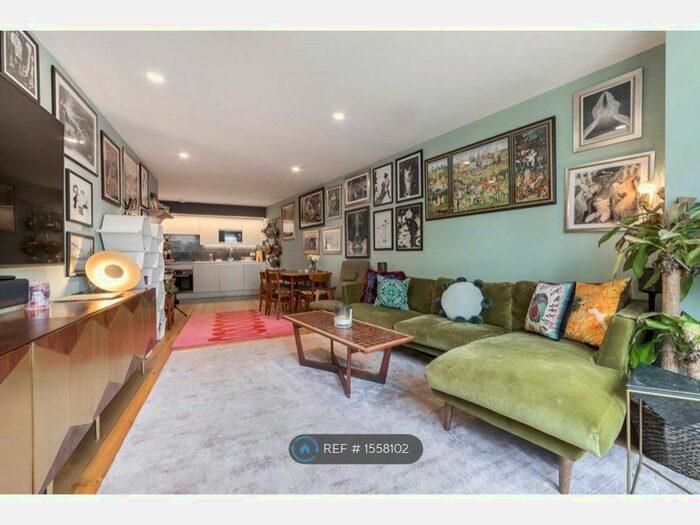 2 Bedroom Flat To Rent In London, London, E8