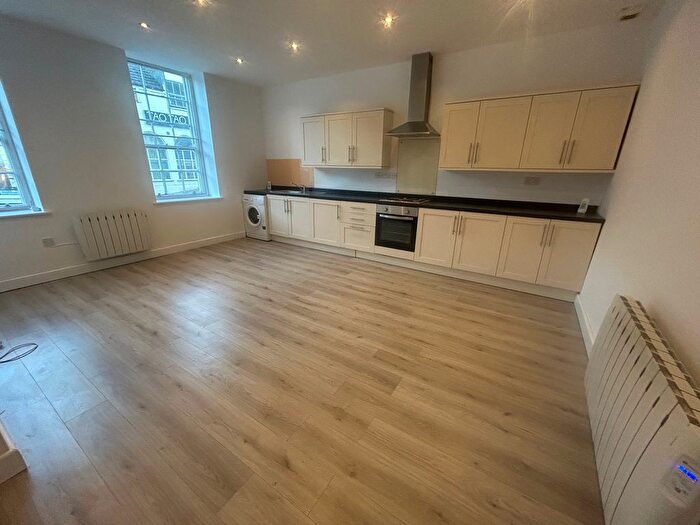 1 Bedroom Flat To Rent In High Street, Birmingham, B46