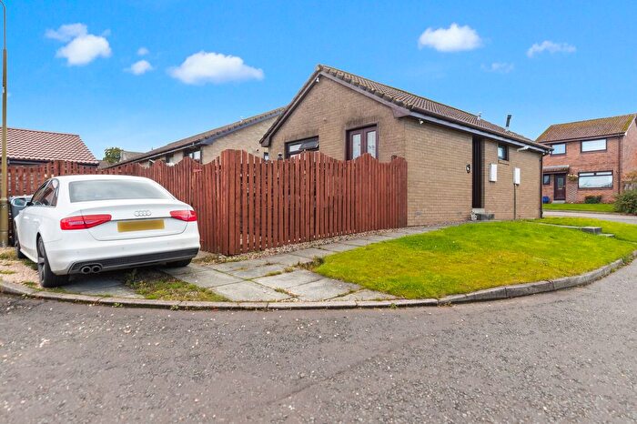 2 Bedroom Bungalow For Sale In Heatherpark, Seafield, EH47
