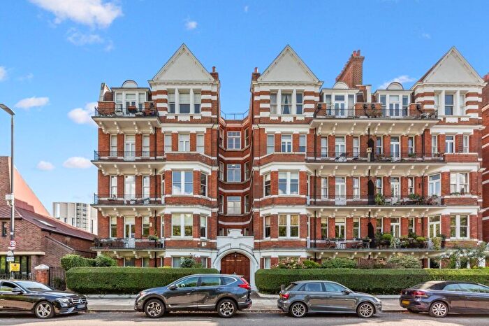 2 Bedroom Flat To Rent In Prince Of Wales Mansions Prince Of Wales Drive, SW11