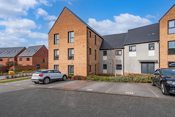 1 Bedroom Flat For Sale In Staneford Close, Ketley, Telford, Shropshire, TF1