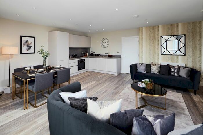 2 Bedroom Flat To Rent In St. Marks Road, Bromley, BR2