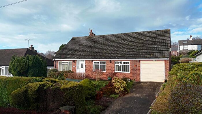 3 Bedroom Detached Bungalow For Sale In Laurel Avenue, Heswall, Wirral, CH60