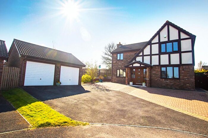 4 Bedroom Detached House For Sale In Jacks Key Drive, Darwen, BB3