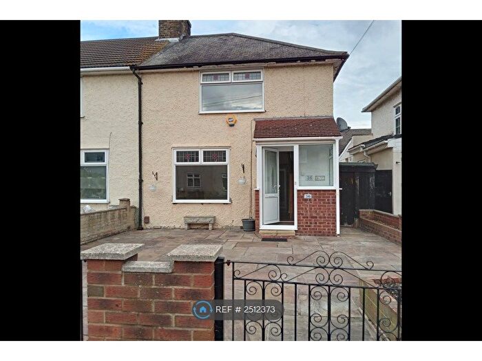 3 Bedroom Terraced House To Rent In Lodge Ave, Dagenham, RM8