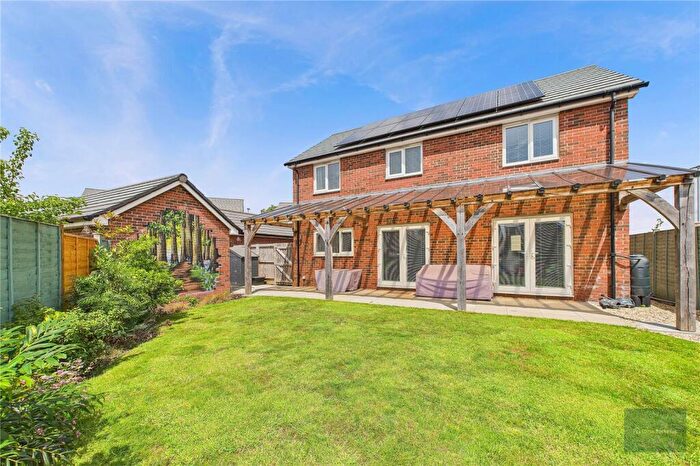 4 Bedroom Detached House For Sale In Rennie Crescent, Melksham, SN12