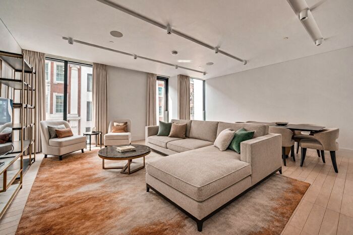 3 Bedroom Flat To Rent In Cork Street, W1S