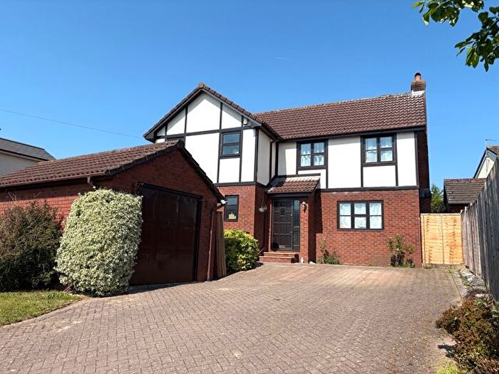 4 Bedroom Detached House For Sale In Ottery Road, Feniton, EX14