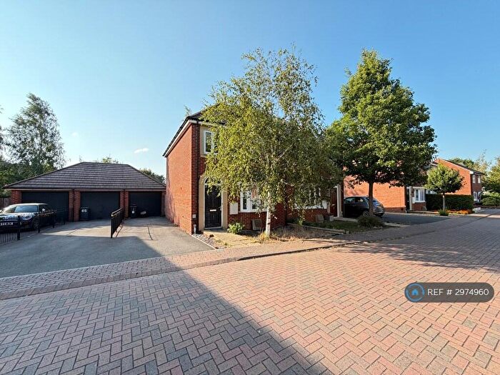 3 Bedroom Semi-Detached House To Rent In Wheatcroft Way, Swindon, SN1