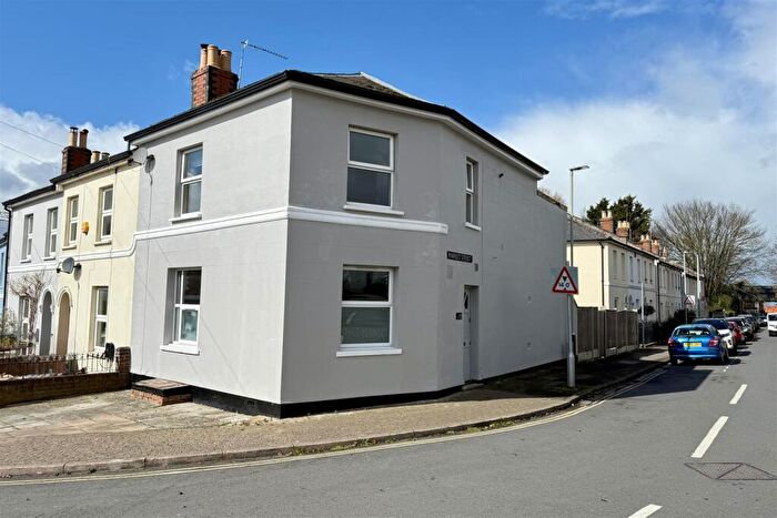 4 Bedroom House For Sale In Great Western Road, Cheltenham, GL50