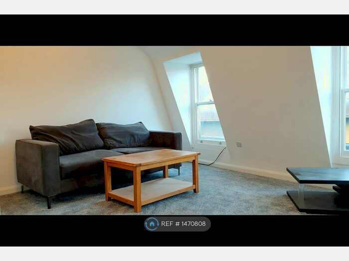 2 Bedroom Flat To Rent In Atlantic Road, London, SW9