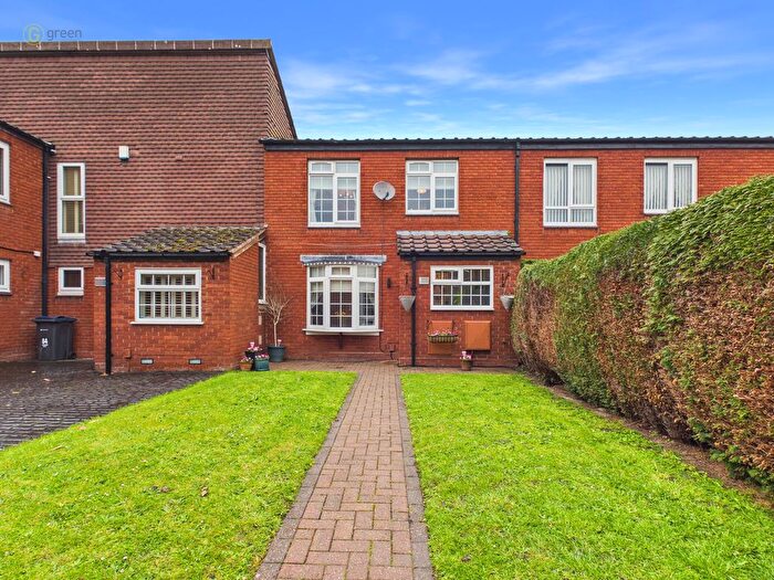 3 Bedroom Terraced House For Sale In Lindridge Drive, Sutton Coldfield, B76