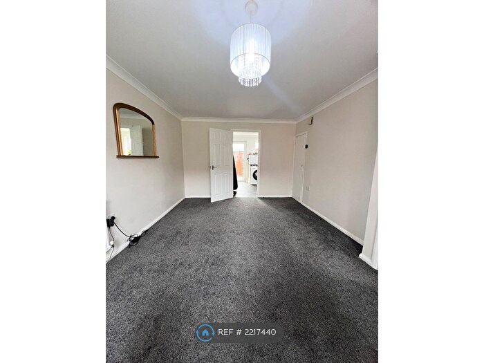 2 Bedroom Terraced House To Rent In Campkin Road, Cambridge, CB4