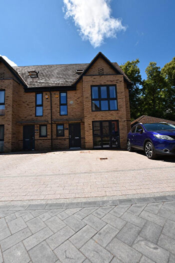 3 Bedroom Semi Detached House To Rent In Marchment Square, West Town, Peterborough, PE3