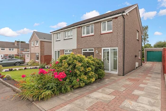 3 Bedroom Semi-detached House For Sale In Bemersyde, Bishopbriggs, Glasgow, G64