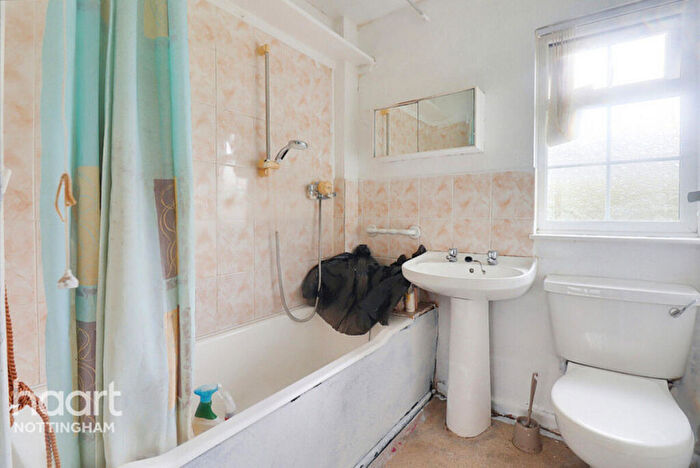 2 Bedroom Bungalow For Sale In Fairham Drive, Wollaton, NG8