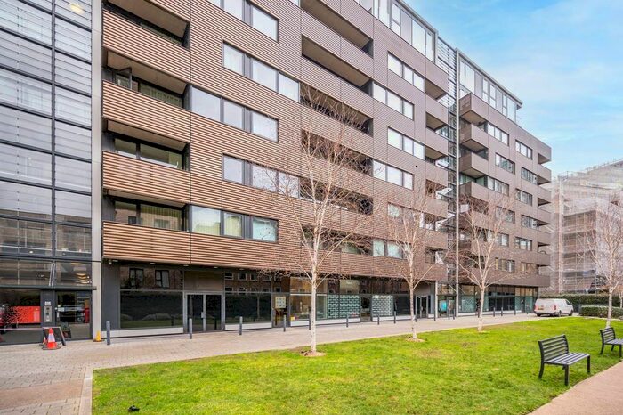 1 Bedroom Flat To Rent In Amelia Street, Elephant And Castle, London, SE17