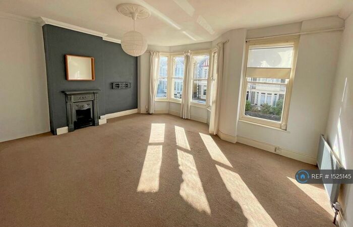 1 Bedroom Flat To Rent In Elmgrove Road, Bristol, BS16