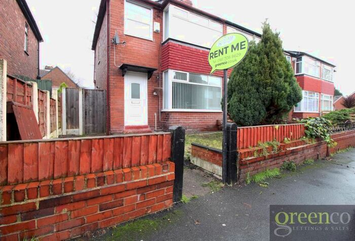 2 Bedroom Semi-Detached House To Rent In Sussex Drive, Droylsden, Manchester M43