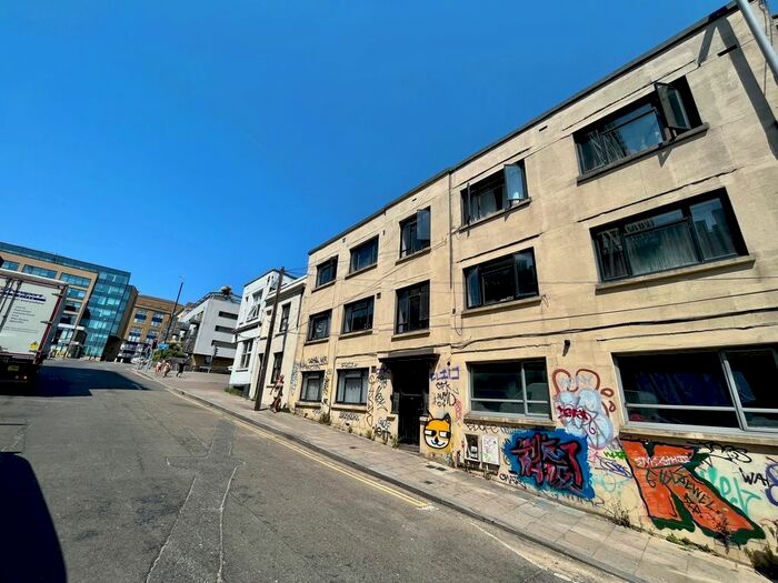 3 Bedroom Flat To Rent In Cheapside, Brighton, BN1