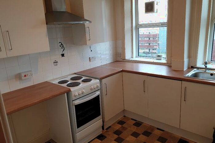 1 Bedroom Flat To Rent In Belmont Street, Oldham, OL1