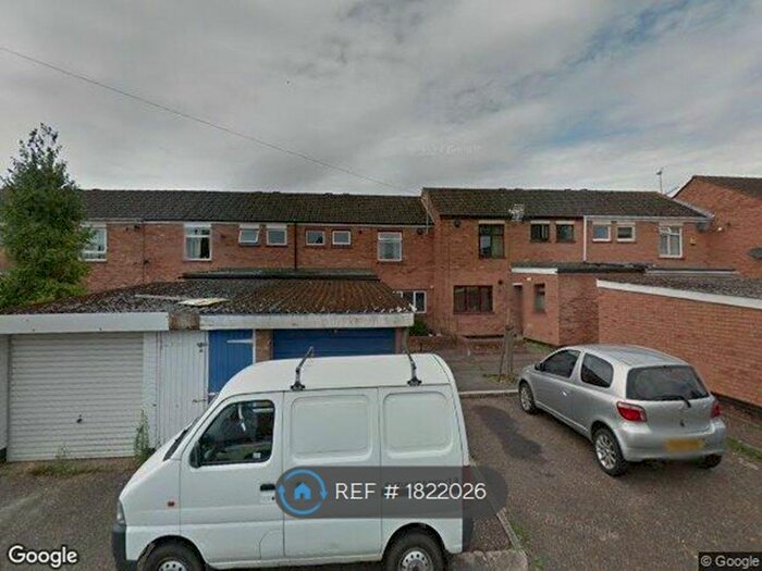 6 Bedroom Terraced House To Rent In Bosanquet Close, Uxbridge, UB8