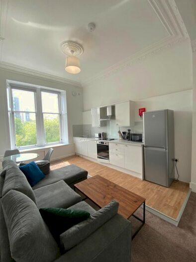2 Bedroom Flat To Rent In Byres Road, Hillhead, Glasgow, G12