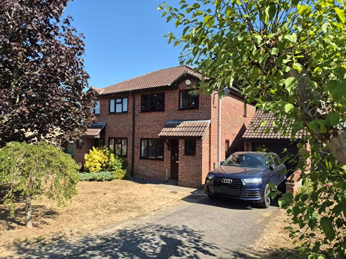 3 Bedroom Semi Detached House For Sale In Shelley Close, Stowmarket, Suffolk, IP14