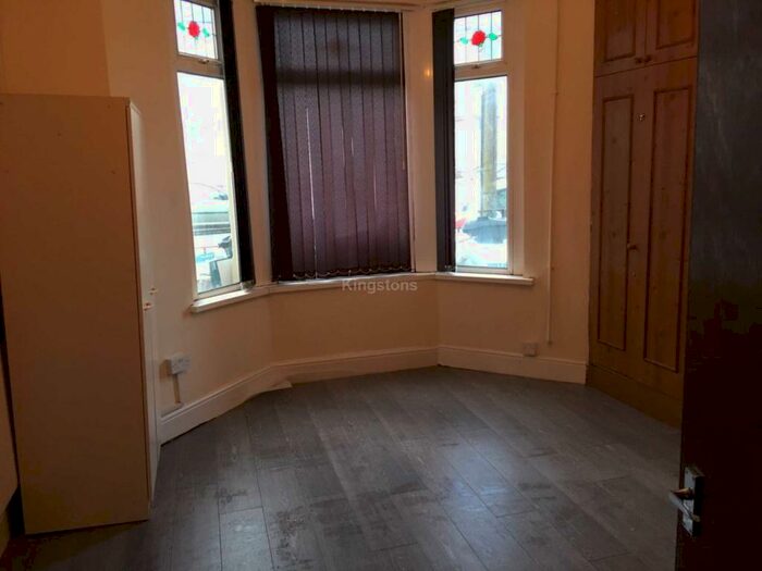 2 Bedroom Flat To Rent In Monthermer Road, Cardiff, CF24