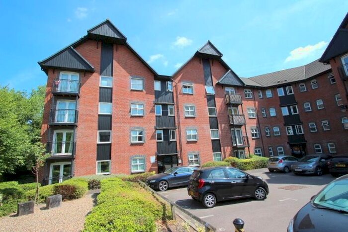 2 Bedroom Flat To Rent In The Wharf, Leighton Buzzard, LU7