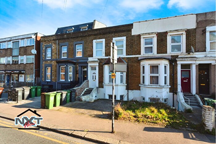 1 Bedroom Flat To Rent In Oliver Road, London, E10