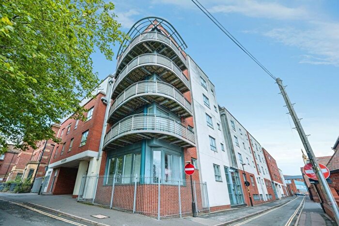2 Bedroom Flat For Sale In Arthur Place, Birmingham, B1