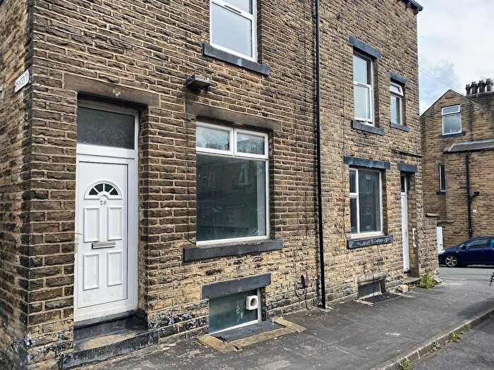 2 Bedroom Property To Rent In Cartmel Road, Keighley, BD21