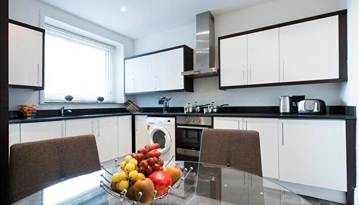 4 Bedroom Apartment To Rent In Strathmore Court Mid Term, NW8