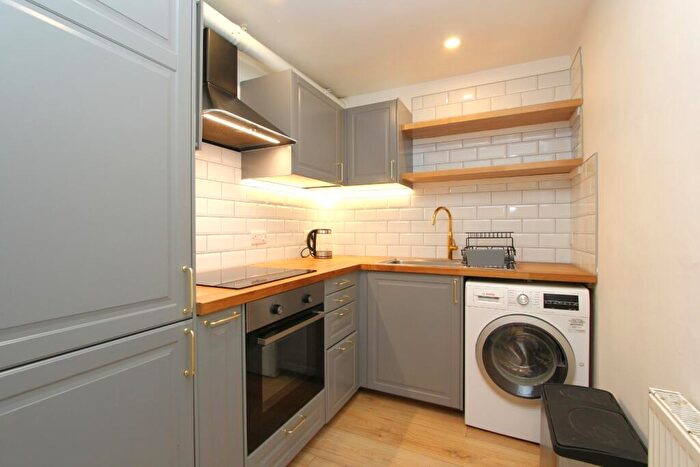 1 Bedroom Flat To Rent In North Leith Mill, Leith, Edinburgh, EH6