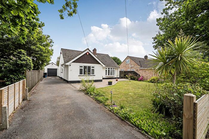 2 Bedroom Detached Bungalow For Sale In Haglane Copse, Pennington, Lymington, SO41