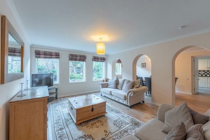 3 Bedroom Flat To Rent In Belford Road, Dean Village, Edinburgh, EH4