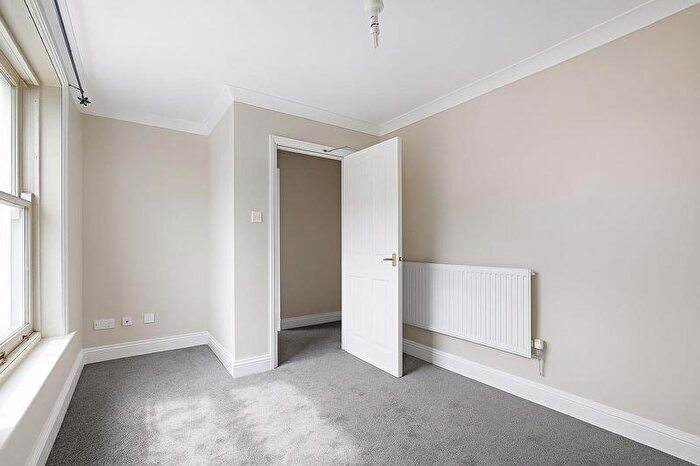 2 Bedroom Apartment To Rent In Church Street, Gillingham, ME7