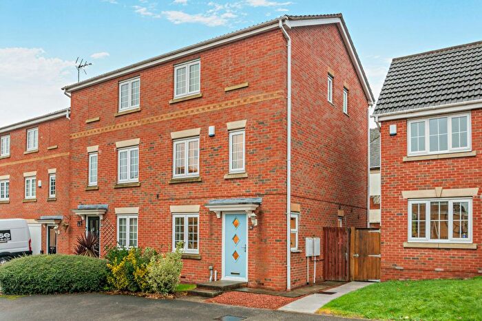 4 Bedroom Semi-Detached House For Sale In Millers Croft, Castleford, West Yorkshire, WF10