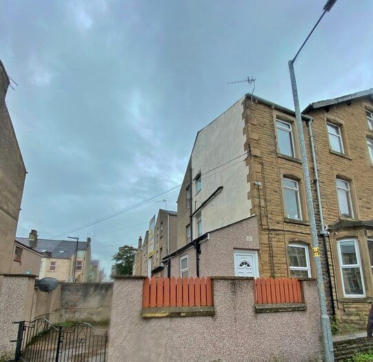 1 Bedroom Flat To Rent In Clarendon Road, Morecambe, LA3