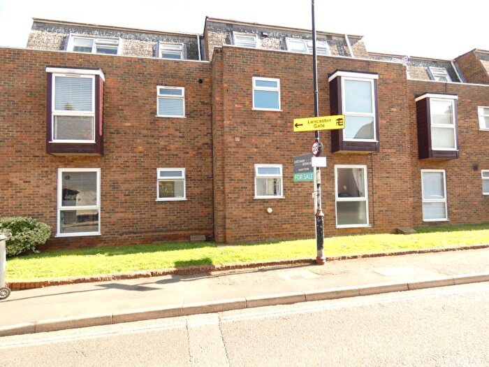 2 Bedroom Flat To Rent In Royston Court, Potton, SG19