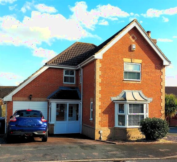4 Bedroom House To Rent In Boniface Close, Stone Cross, Pevensey, BN24