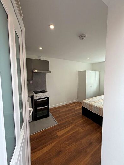 Property To Rent In Tilekiln Close, Waltham Cross, EN7